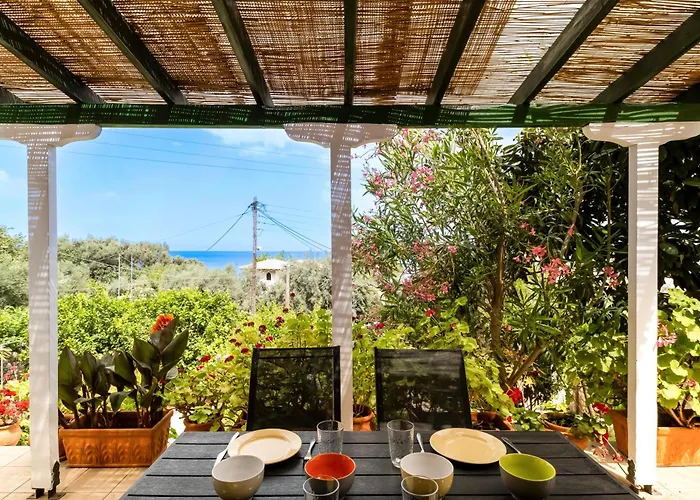 Apartment Theasea House *