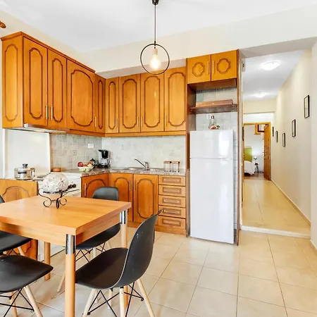 Theasea House Apartment *