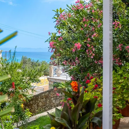 Theasea House * Agios Nikitas
